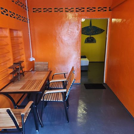 Gecko Guesthouse Pantai Cenang  Exterior foto