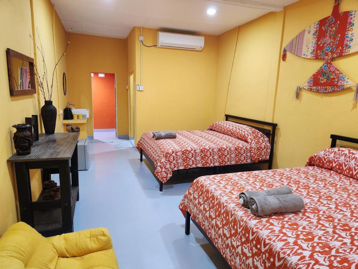 Gecko Guesthouse Pantai Cenang  Exterior foto