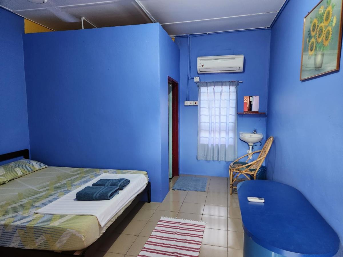 Gecko Guesthouse Pantai Cenang  Exterior foto