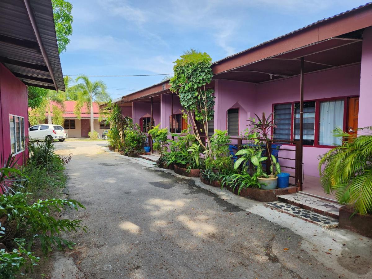 Gecko Guesthouse Pantai Cenang  Exterior foto